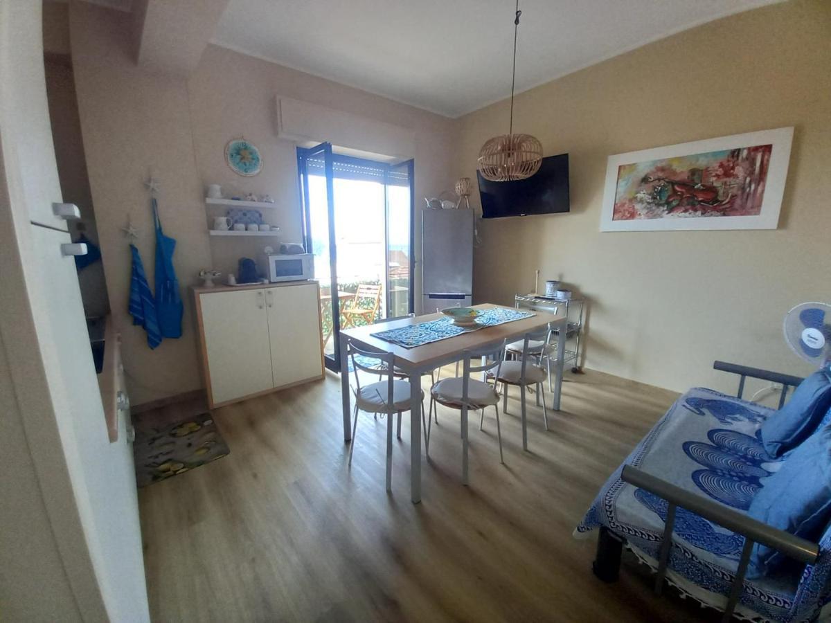 Il Veliero Lägenhet Scilla Exteriör bild